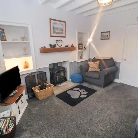 31 Outgang Road